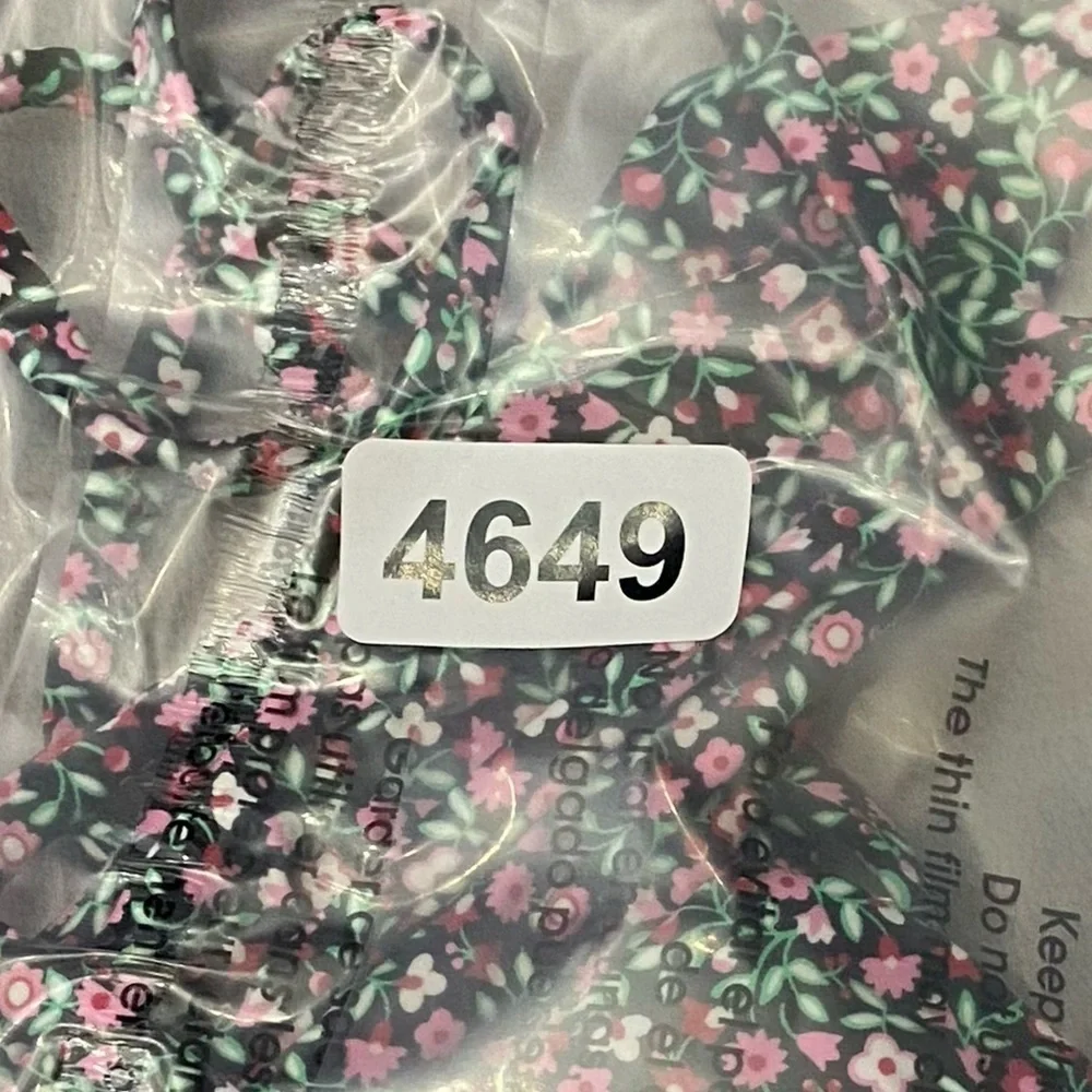 New! Frankie’s Bikinis Kealy triangle bikini top summer nights floral 4649